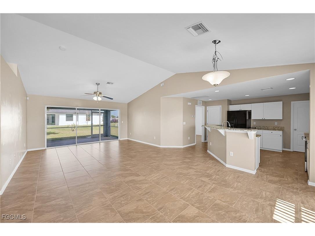 1621 NW 18th Street Cape Coral FL 33993 2025015481 image6