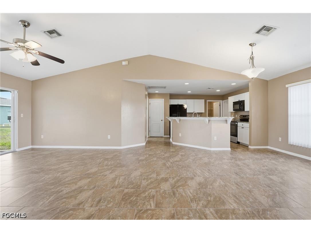1621 NW 18th Street Cape Coral FL 33993 2026020534 image6