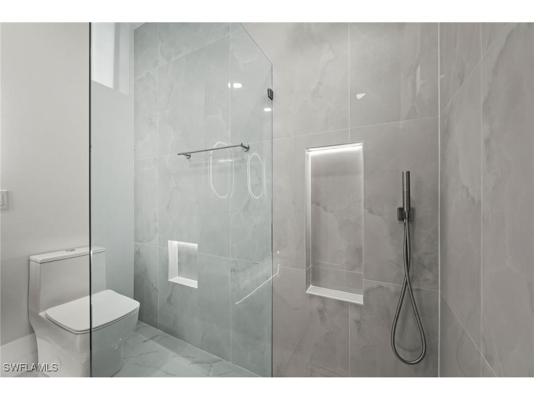 1621 NW 23rd Terrace Cape Coral FL 33993 226005213 image22