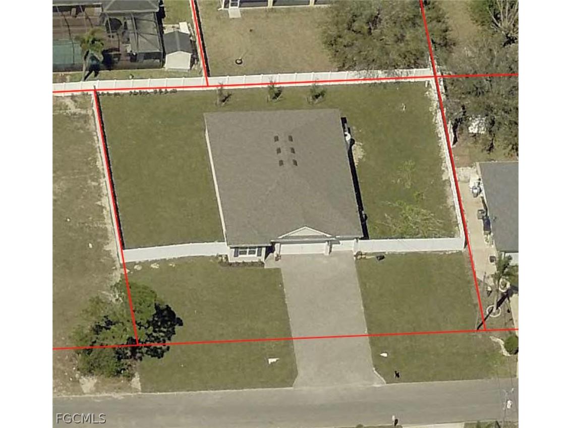 1621 NW 9th Terrace Cape Coral FL 33993 2026011090 image4