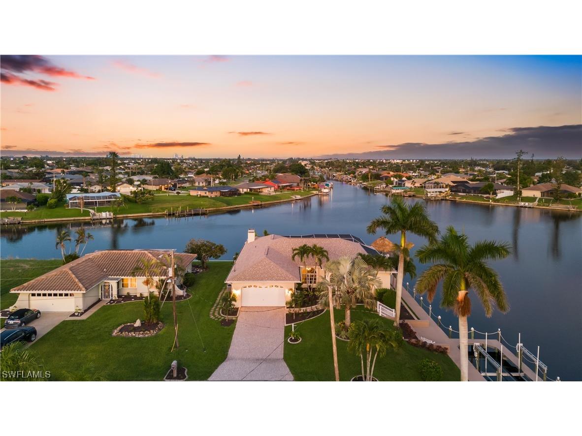 1621 SE 10th Avenue Cape Coral FL 33990 223057733 image1