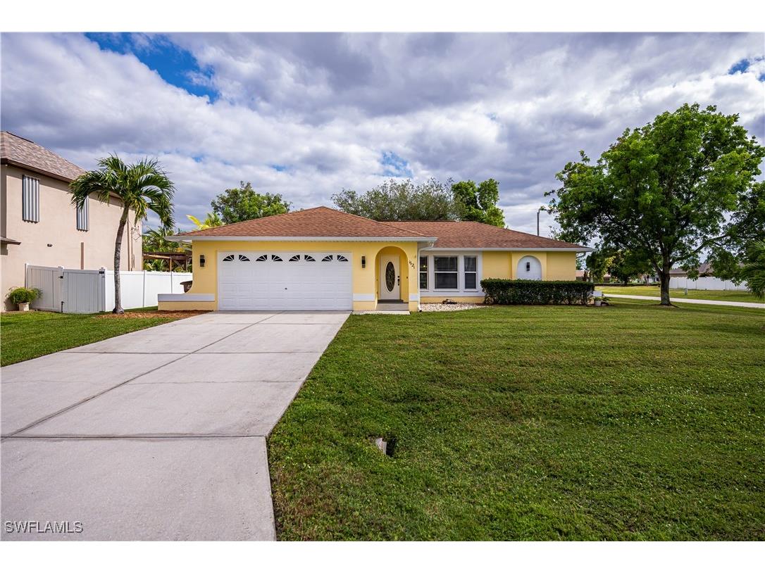 1621 SE 8th Place Cape Coral FL 33990 224091512 image1