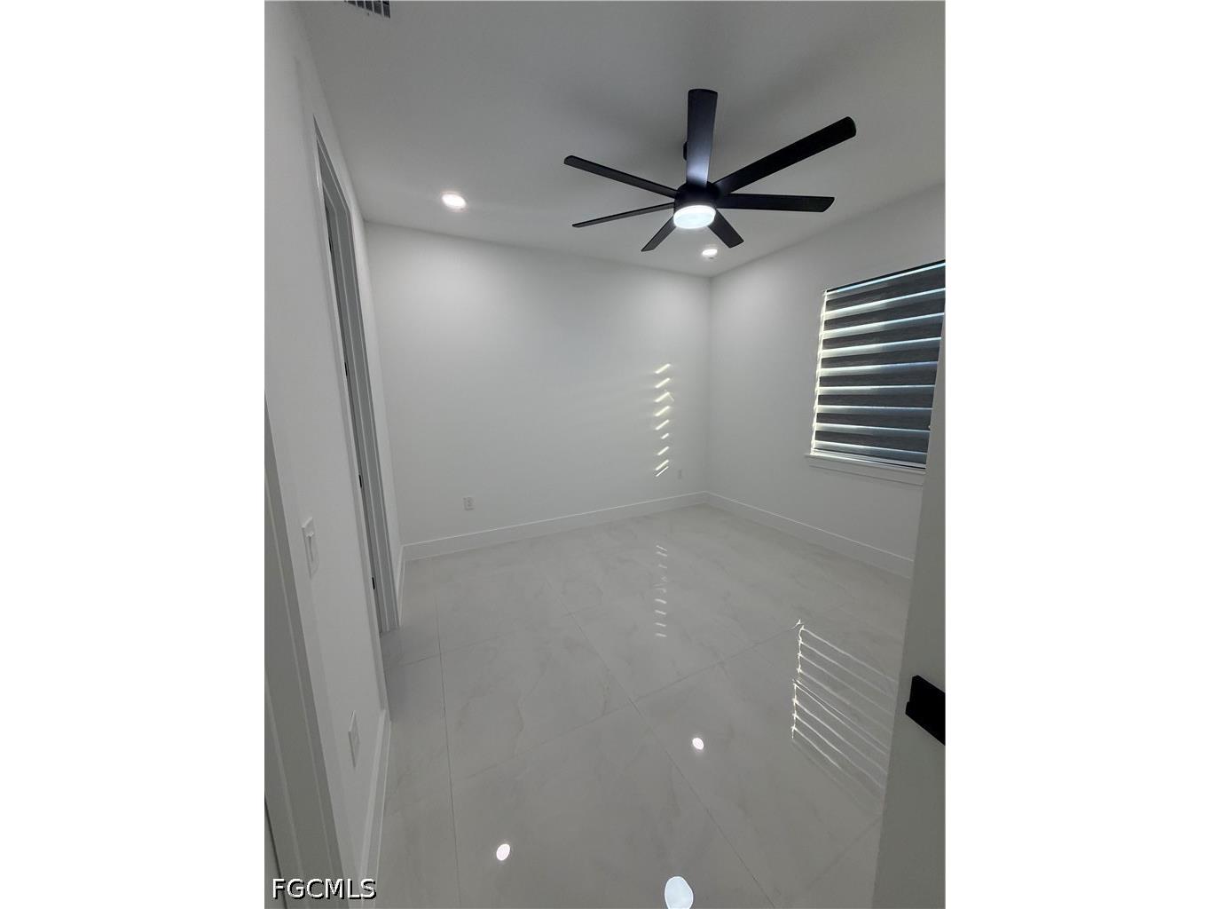 1621 SW 10th Place Cape Coral FL 33991 2026021288 image20
