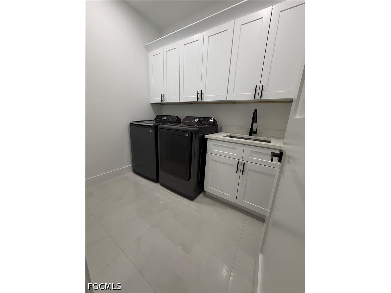1621 SW 10th Place Cape Coral FL 33991 2026021288 image8
