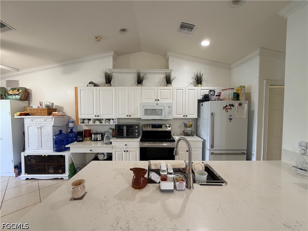 1621 SW 14th Terrace Cape Coral FL 33991 2026026487 image4