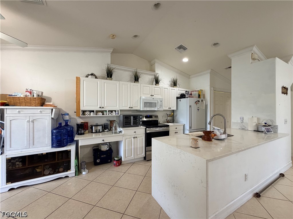 1621 SW 14th Terrace Cape Coral FL 33991 2026026487 image5