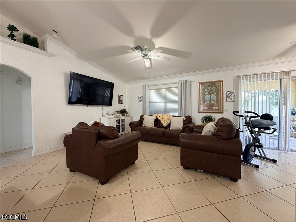 1621 SW 14th Terrace Cape Coral FL 33991 2026026487 image7