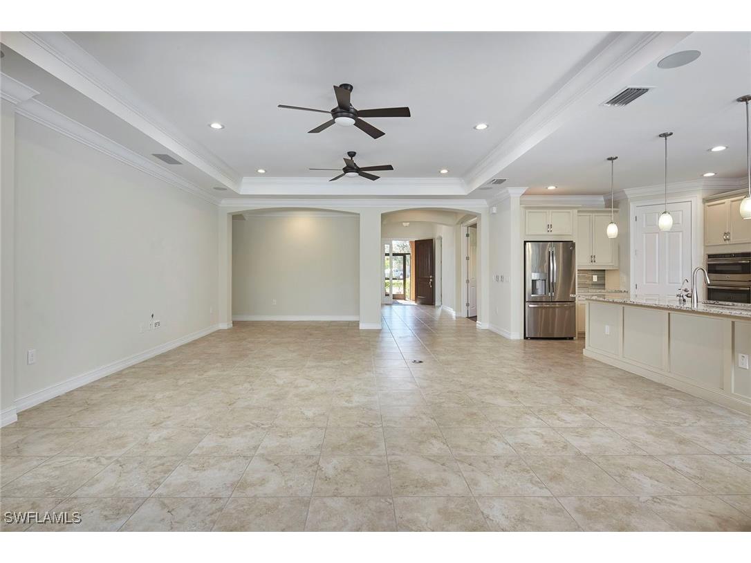 1621 Songbird Court Naples FL 34120 225072309 image5