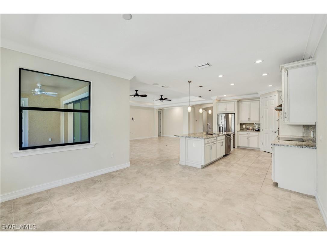 1621 Songbird Court Naples FL 34120 226010411 image10