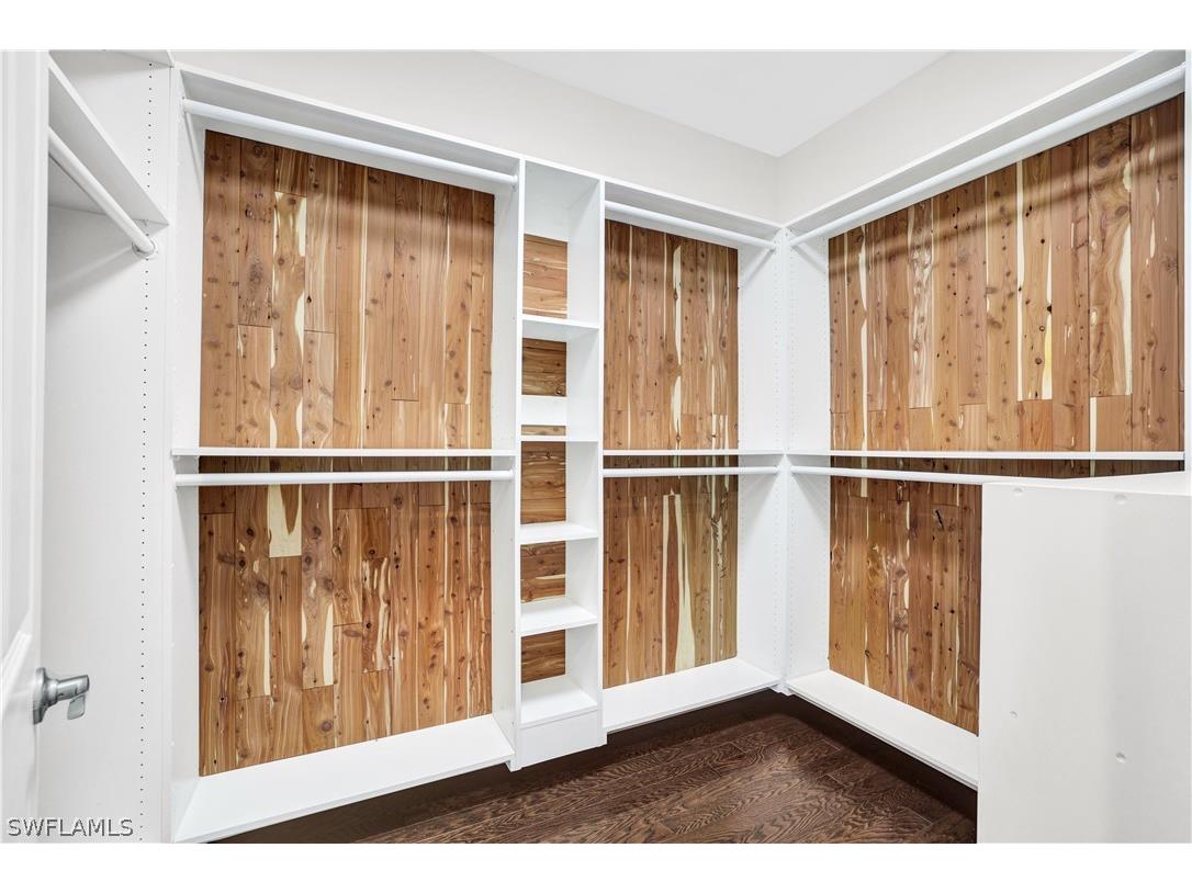 1621 Songbird Court Naples FL 34120 226010411 image20