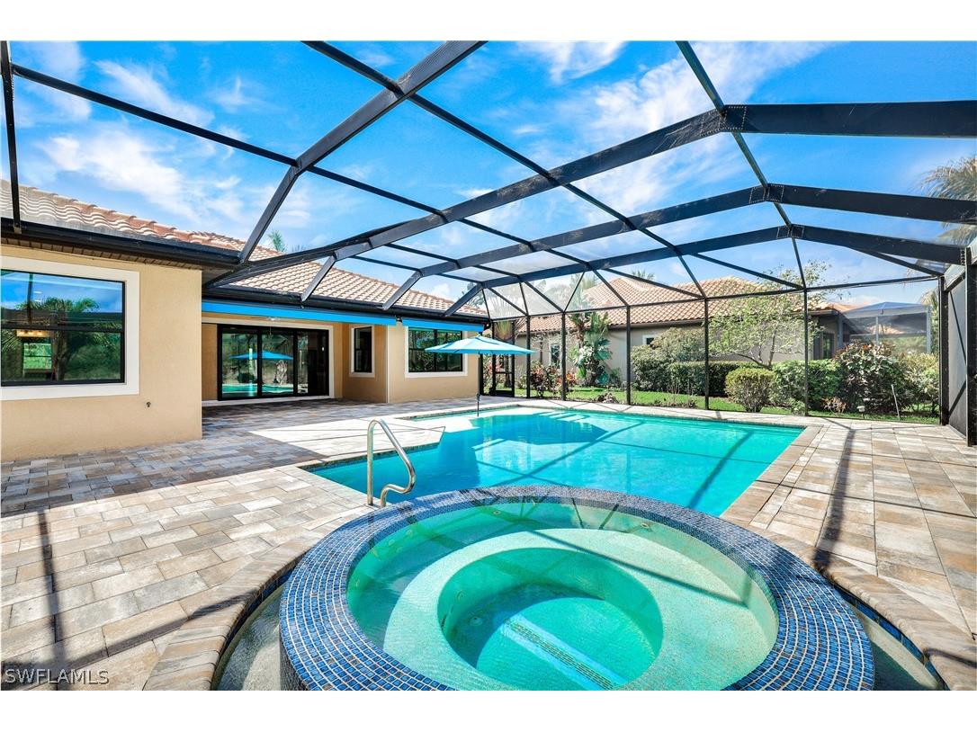 1621 Songbird Court Naples FL 34120 226010411 image32