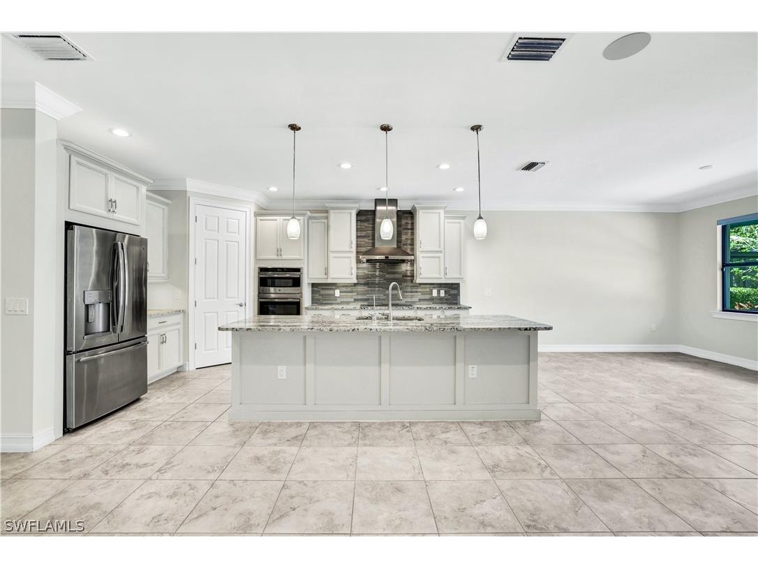 1621 Songbird Court Naples FL 34120 226010411 image8