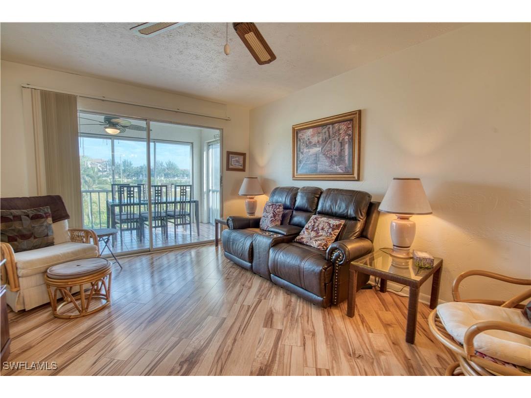 16211 Dublin Circle #204 Fort Myers FL 33908 224101890 image1