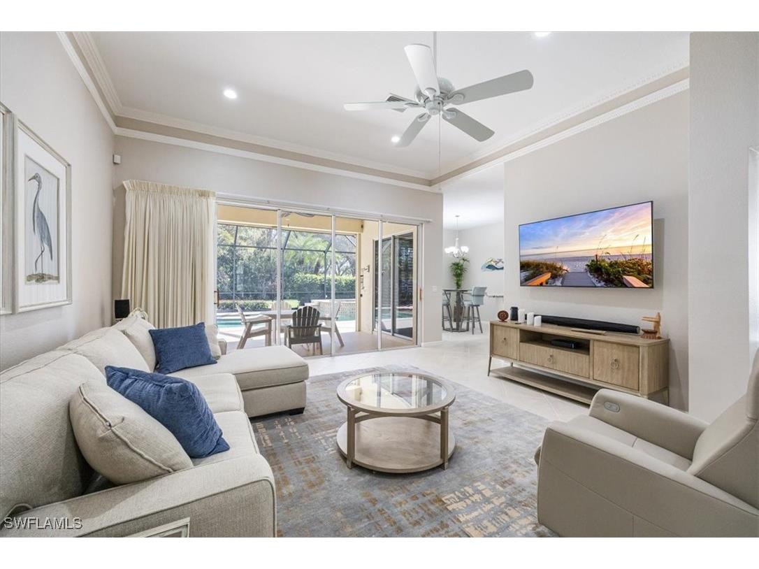 16213 Parque Lane Naples FL 34110 224085956 image1