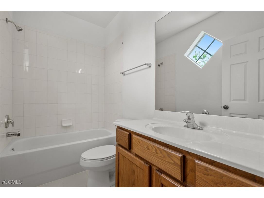 16217 Via Solera Circle #105 Fort Myers FL 33908 2025009568 image25