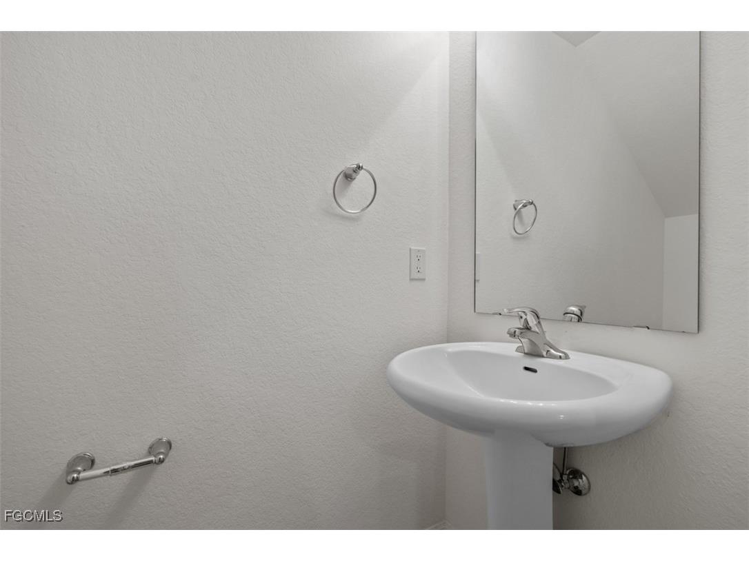 16217 Via Solera Circle #105 Fort Myers FL 33908 2025009568 image8