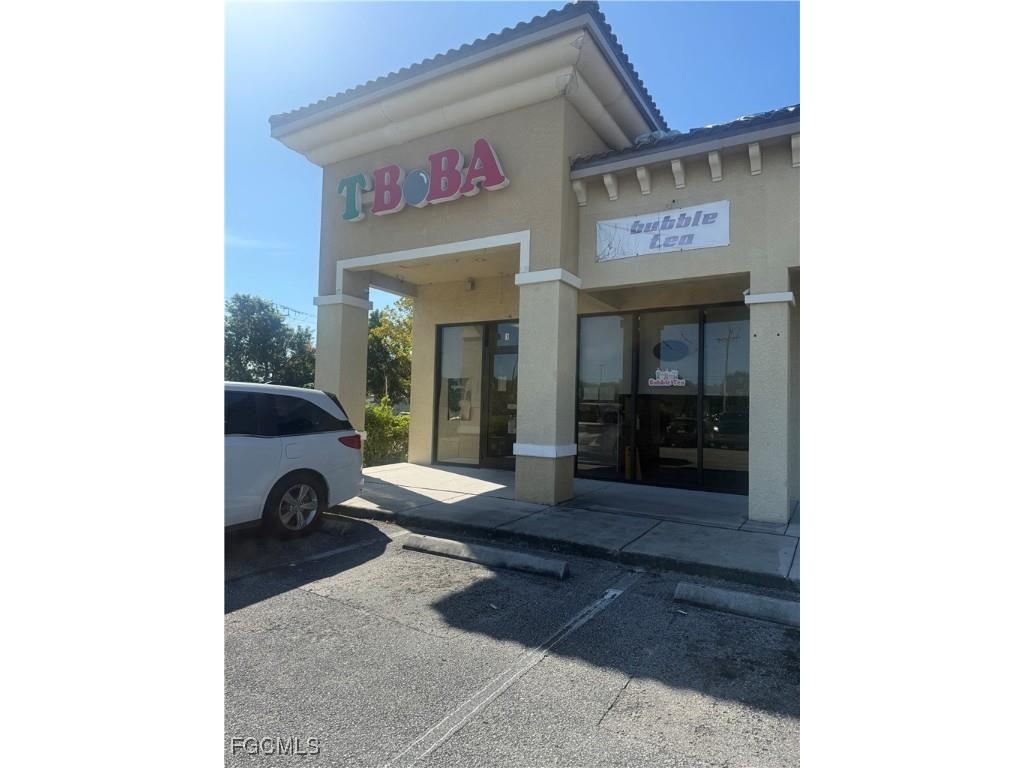 1622 Del Prado Boulevard S Cape Coral FL 33990 2025019423 image2