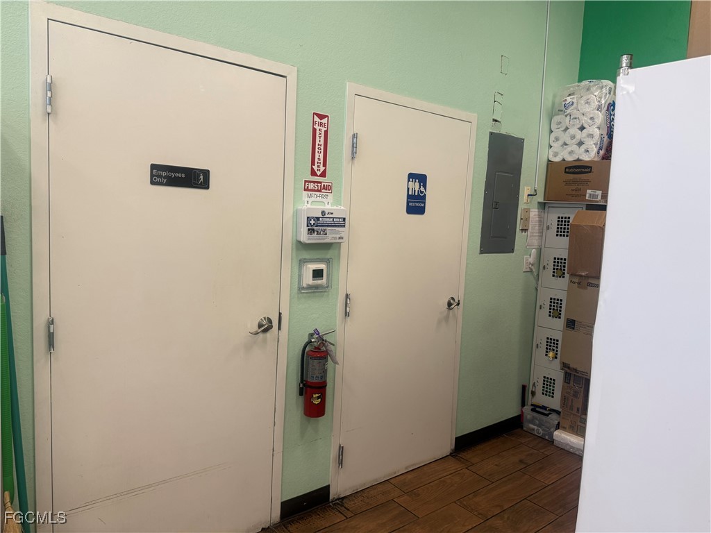 1622 Del Prado Boulevard S Cape Coral FL 33990 2025019423 image9