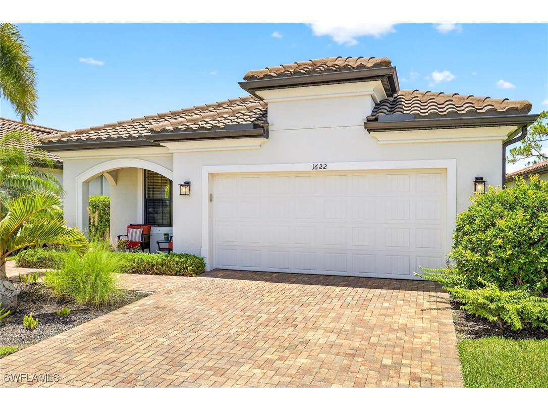 1622 Marton Court Naples FL 34113 225065460 image1