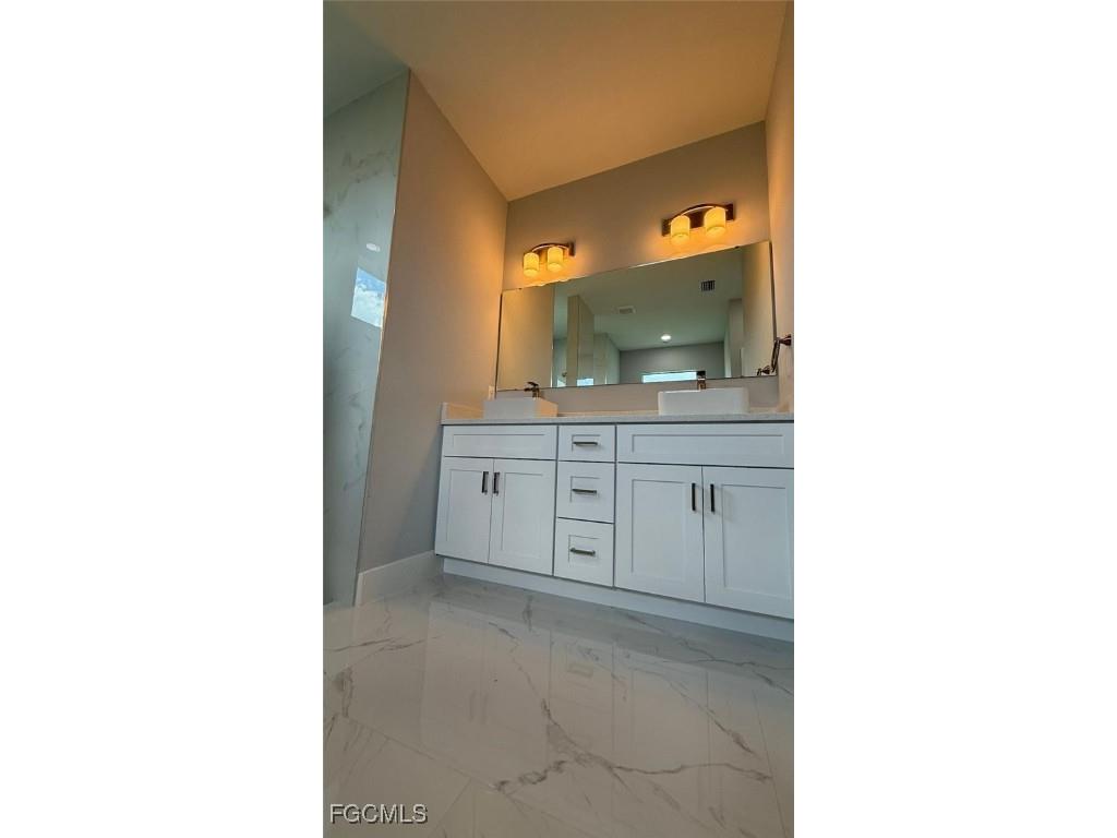 1622 NW 18th Terrace Cape Coral FL 33993 2025007679 image18