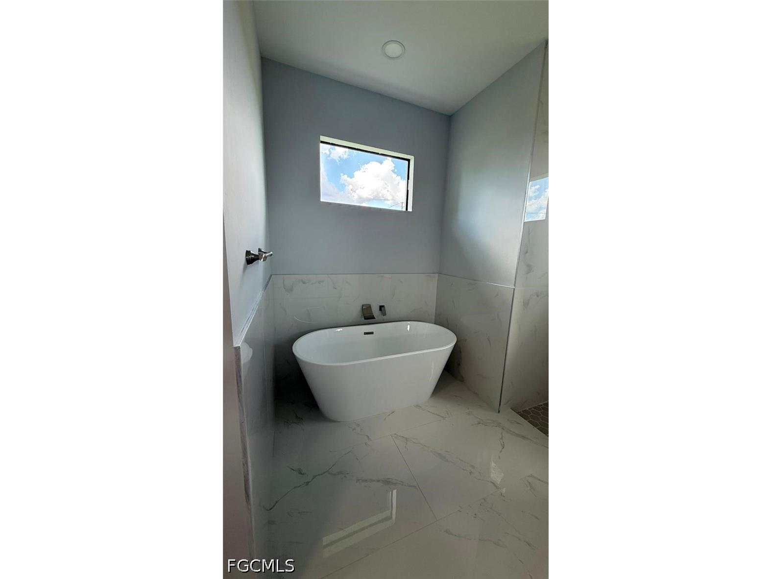 1622 NW 18th Terrace Cape Coral FL 33993 2026018210 image10