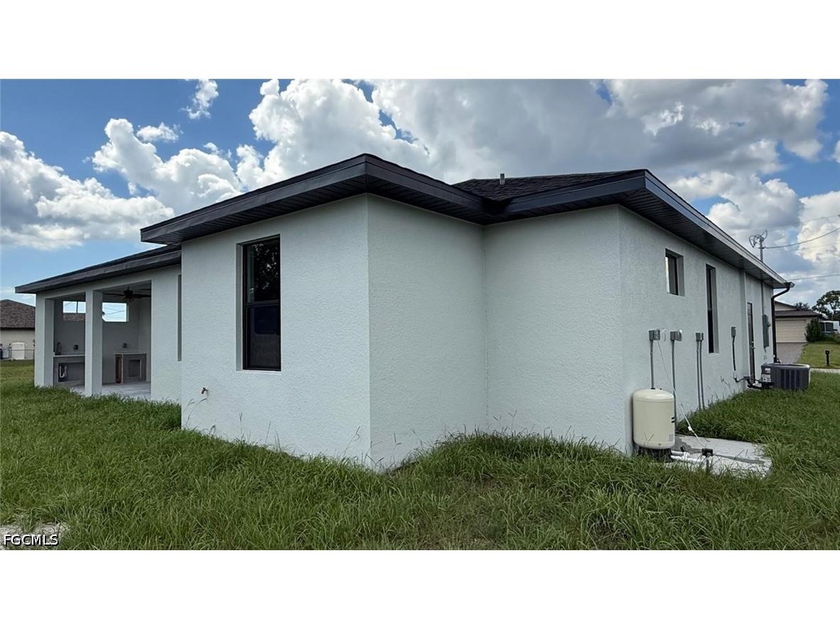 1622 NW 18th Terrace Cape Coral FL 33993 2026018210 image33