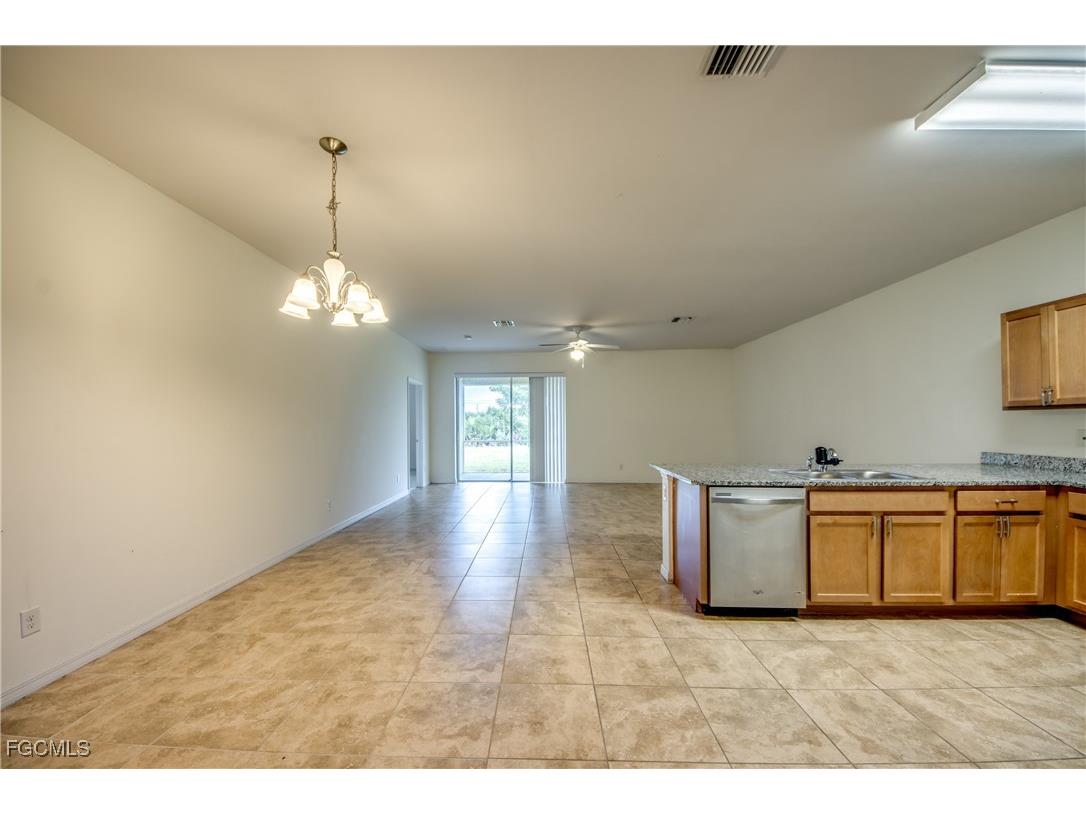 1622 SW 16th Court Cape Coral FL 33991 2025011181 image10