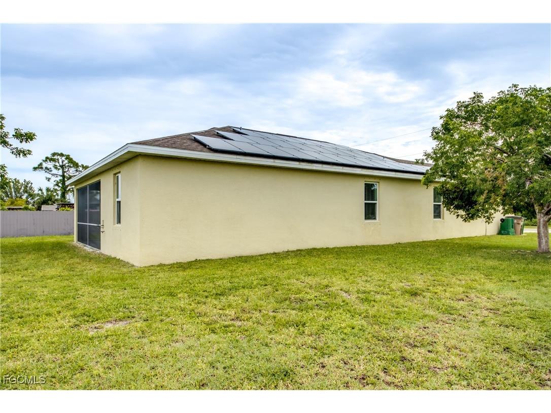 1622 SW 16th Court Cape Coral FL 33991 2025011181 image37