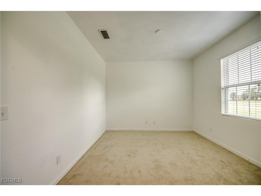 1622 SW 16th Court Cape Coral FL 33991 2025011181 image4