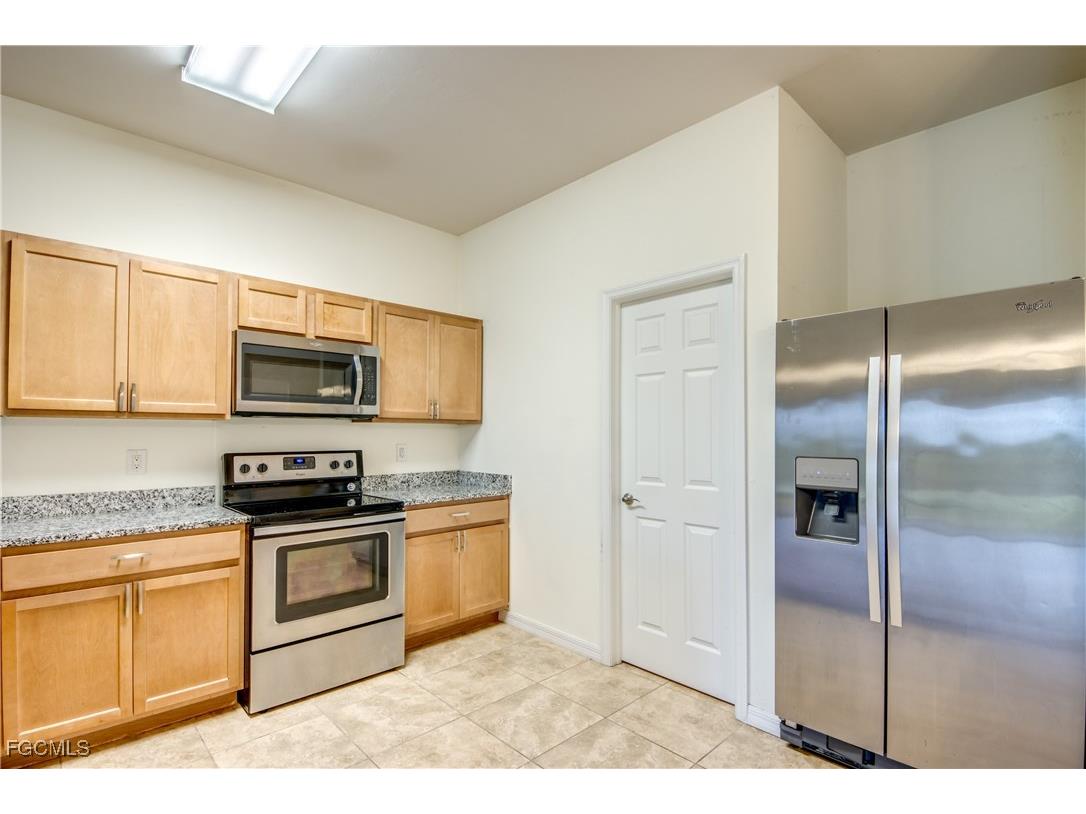 1622 SW 16th Court Cape Coral FL 33991 2025011181 image7