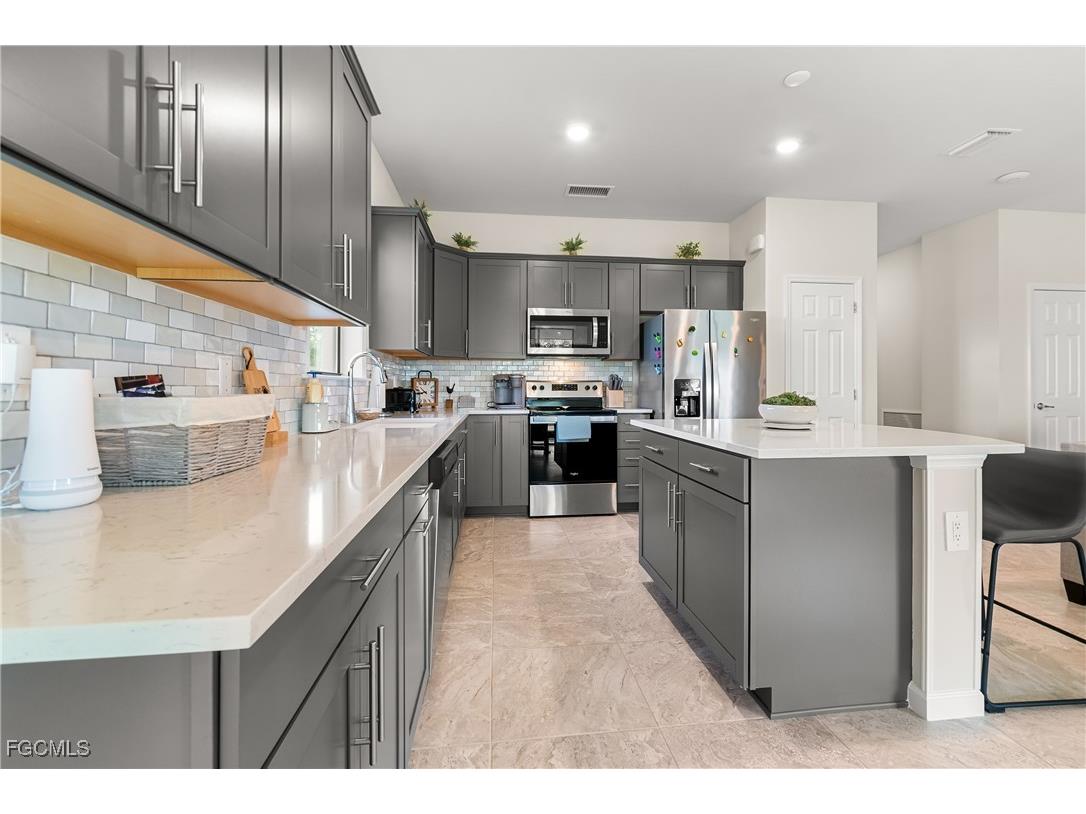 16221 Bacopa Drive Alva FL 33920 2025015138 image17