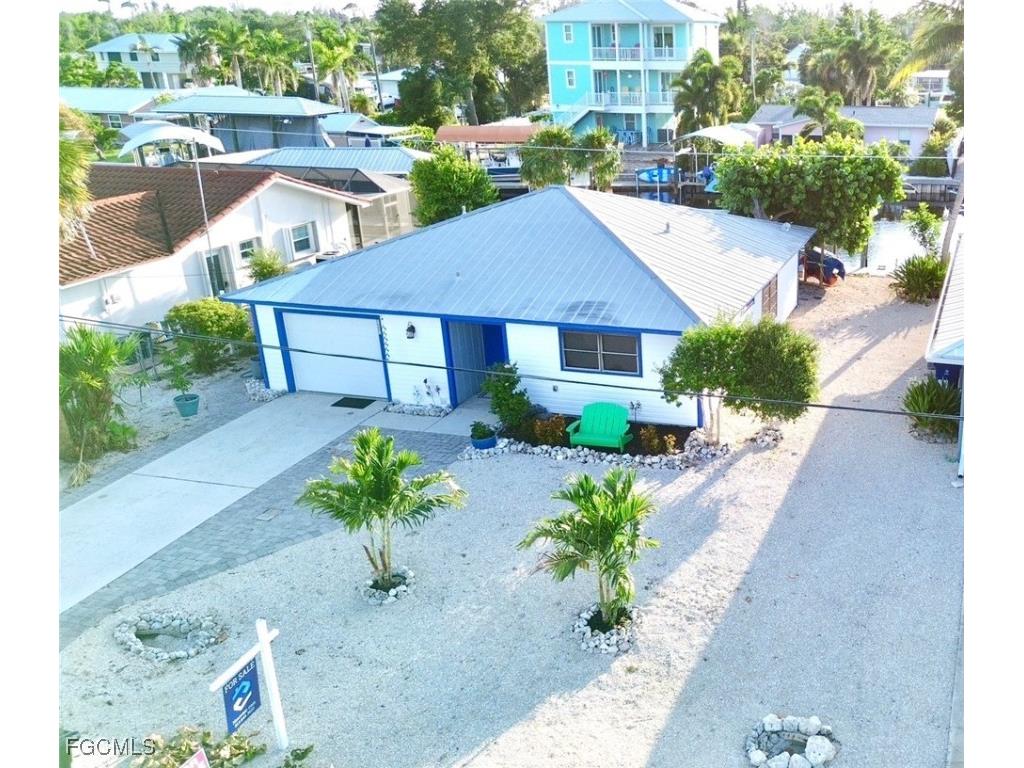 16221 Buccaneer Street Bokeelia FL 33922 2025020606 image2