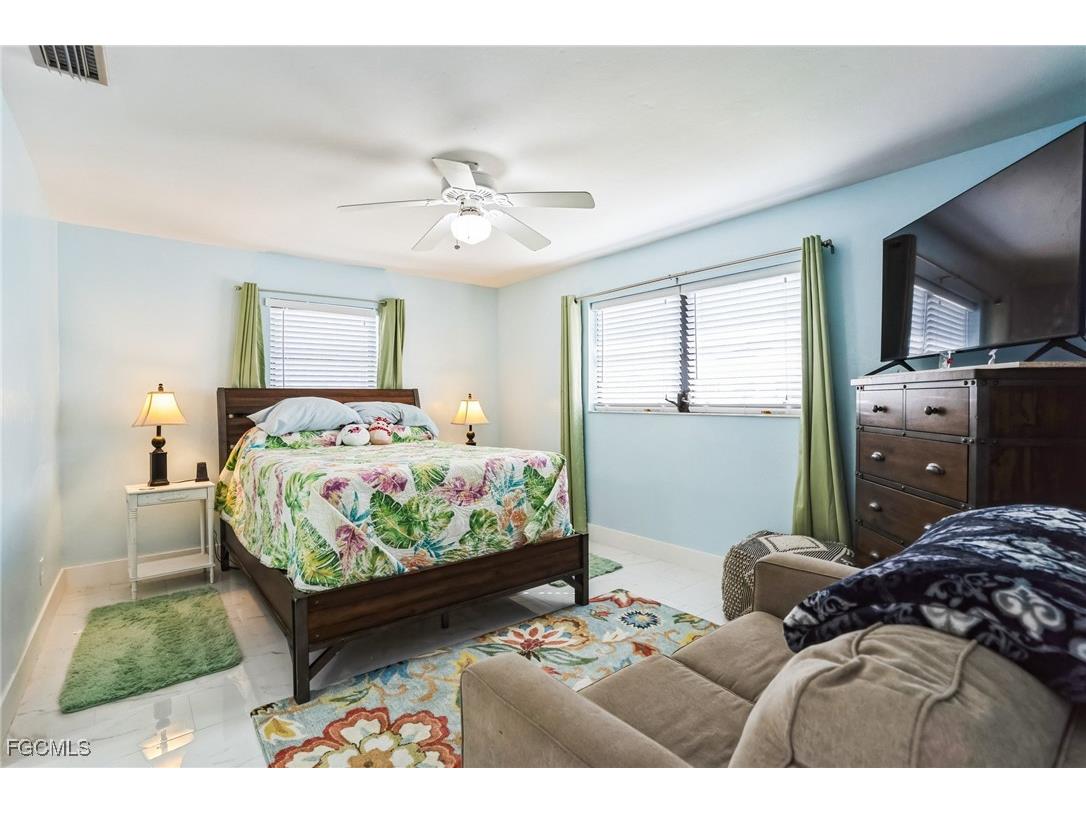 16221 Buccaneer Street Bokeelia FL 33922 2025020606 image25