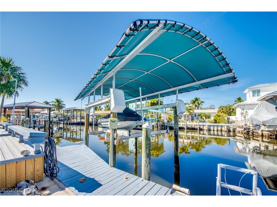 16221 Buccaneer Street Bokeelia FL 33922 2025020606 image42