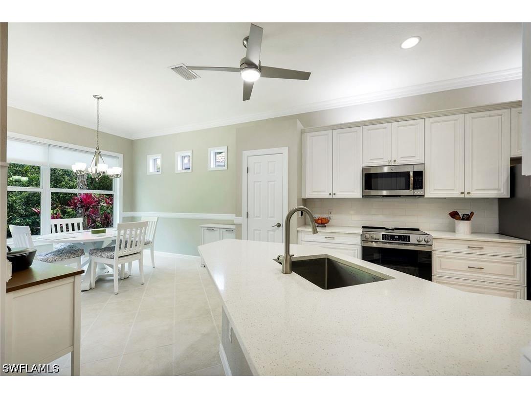 16221 Parque Lane Naples FL 34110 226019055 image7