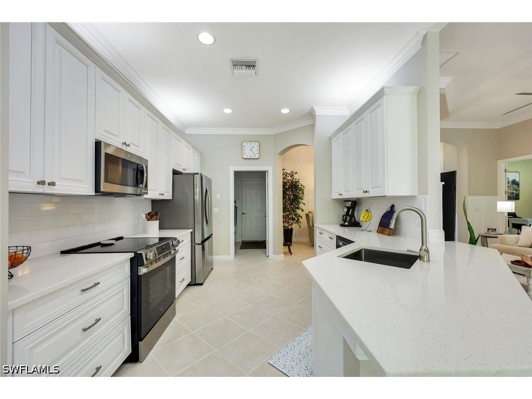 16221 Parque Lane Naples FL 34110 226019055 image8