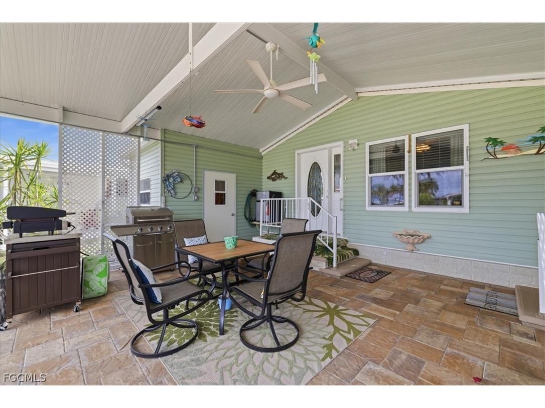 16228 Durham Avenue Fort Myers FL 33908 2026010499 image1