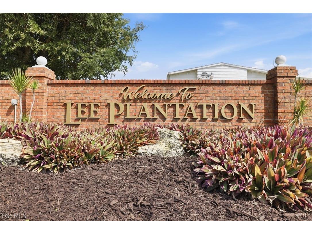 16228 Durham Avenue Fort Myers FL 33908 2026010499 image23