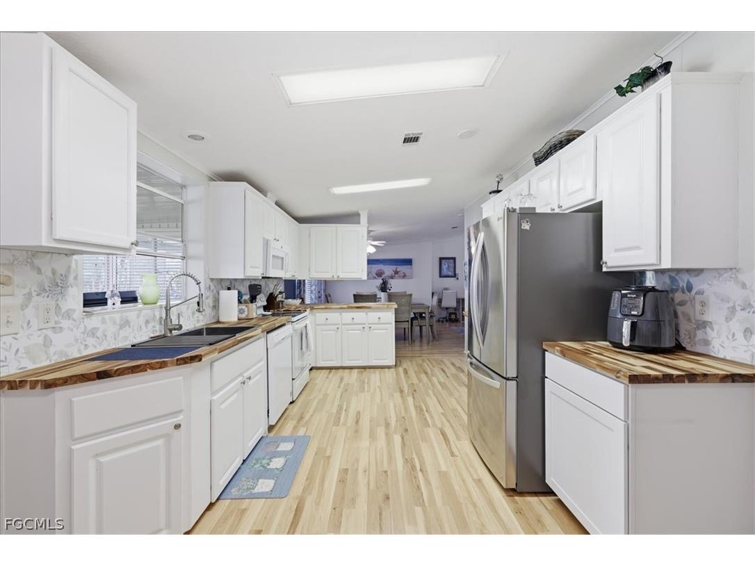 16228 Durham Avenue Fort Myers FL 33908 2026010499 image7