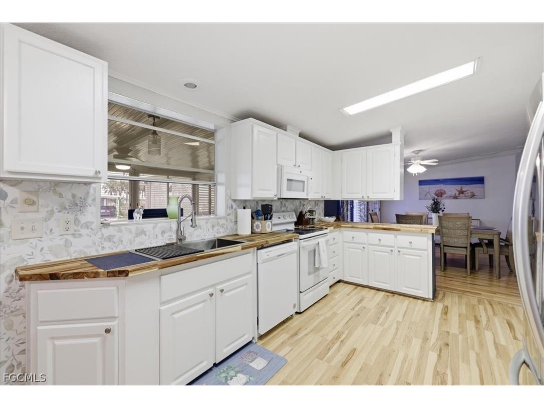 16228 Durham Avenue Fort Myers FL 33908 2026010499 image8