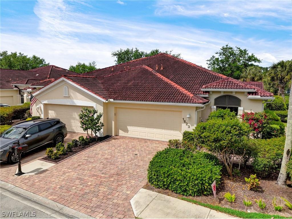 1623 Cayman Court #24 Naples FL 34119 224030196 image1