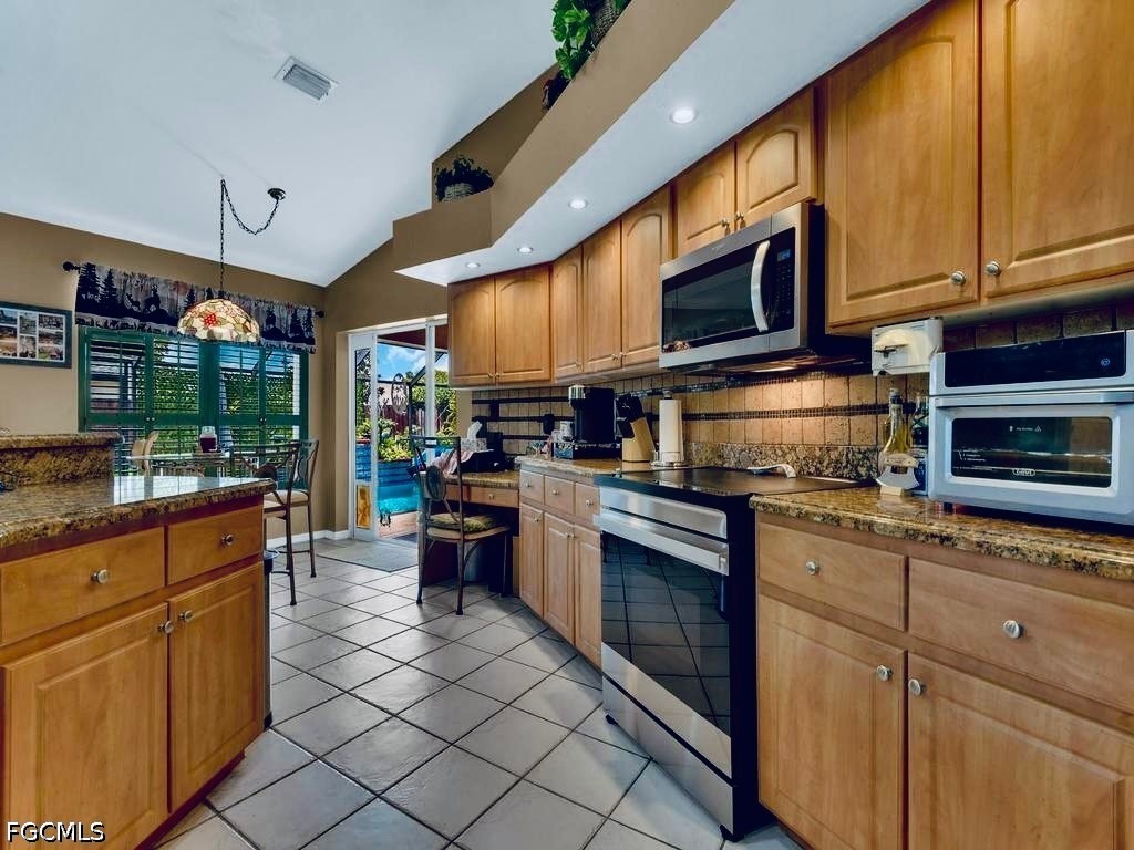 1623 Covington Meadows Circle Lehigh Acres FL 33936 2026027321 image10