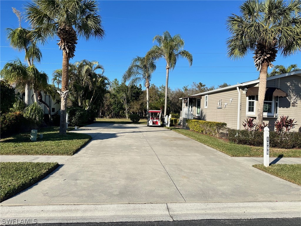 1623 Diamond Lake Circle Naples FL 34114 226007439 image1