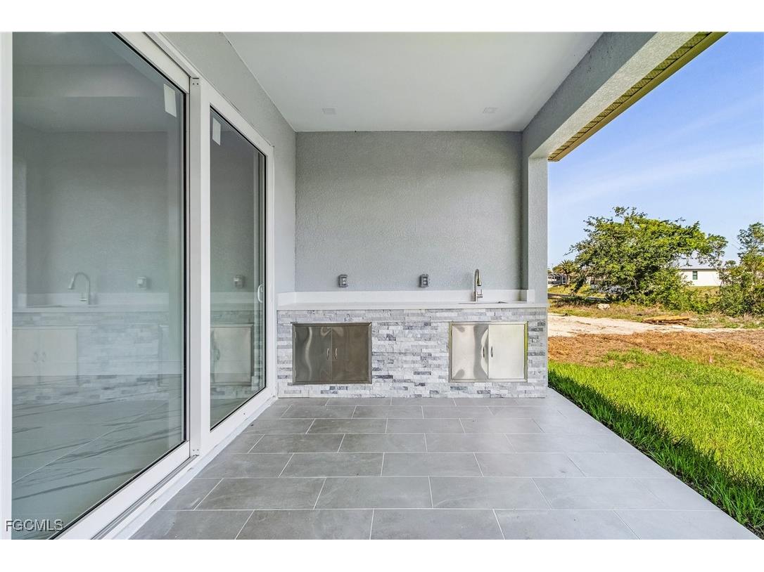 1623 NW 2nd Street Cape Coral FL 33993 2025023428 image18