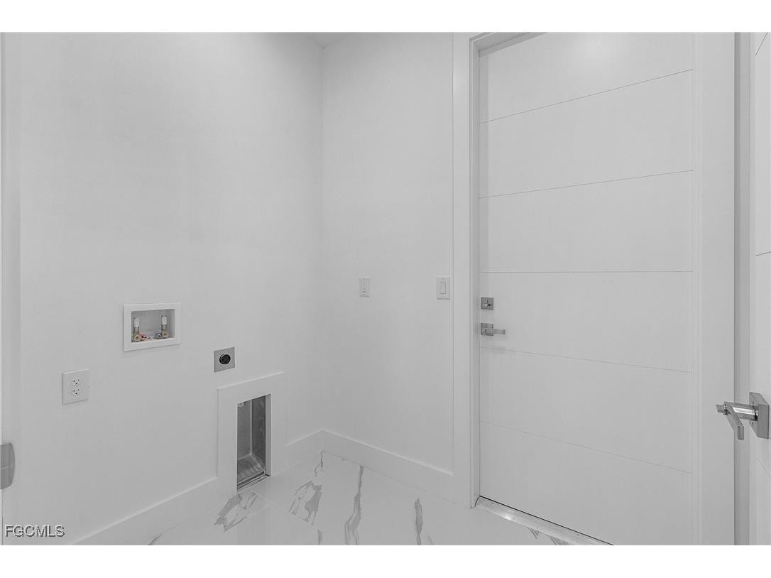 1623 NW 2nd Street Cape Coral FL 33993 2025023428 image27