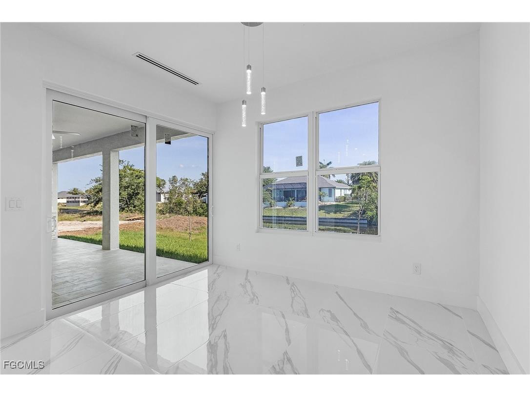 1623 NW 2nd Street Cape Coral FL 33993 2025023428 image6