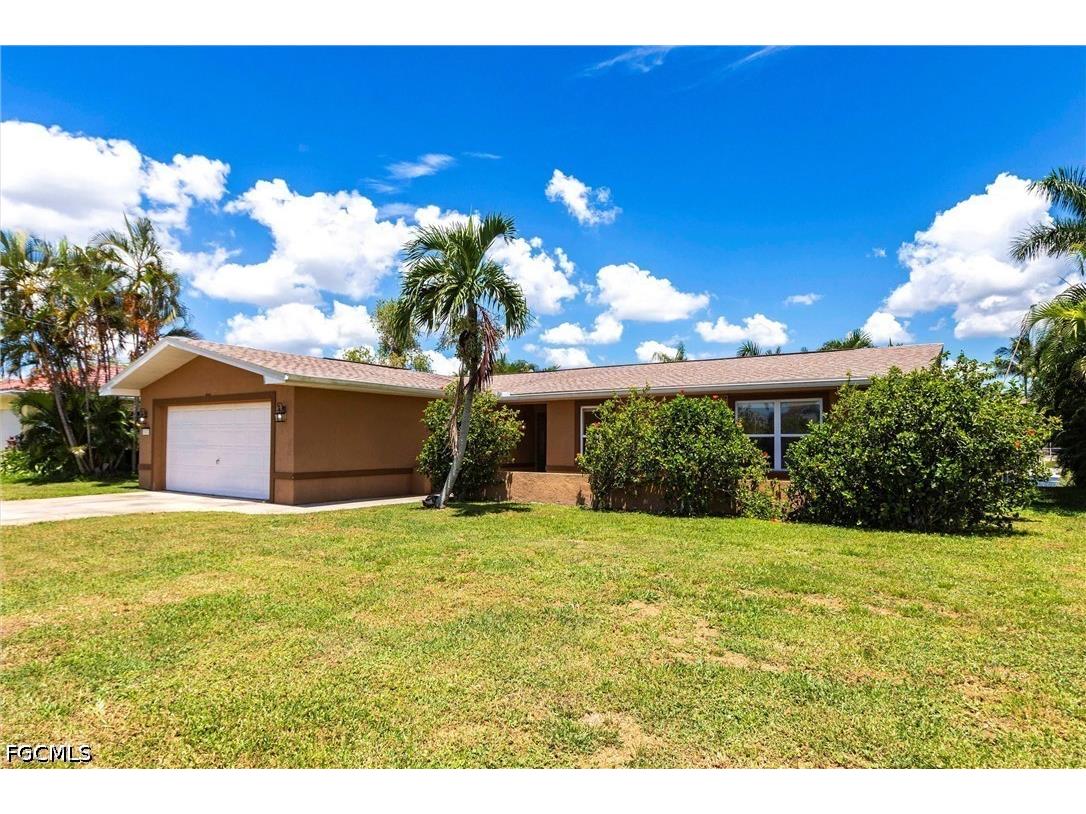 1623 SE 39th Terrace Cape Coral FL 33904 2026012361 image5