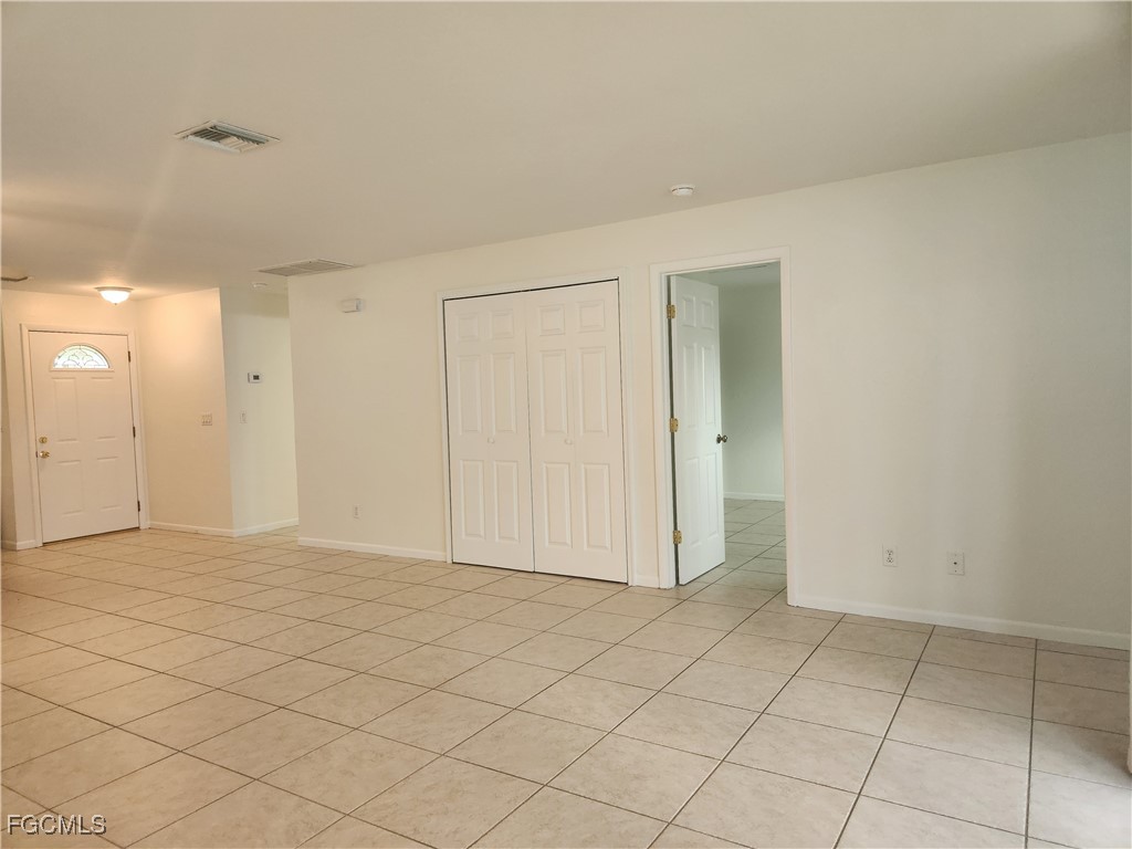 1623 SW Santa Barbara Place Cape Coral FL 33991 2025023017 image8