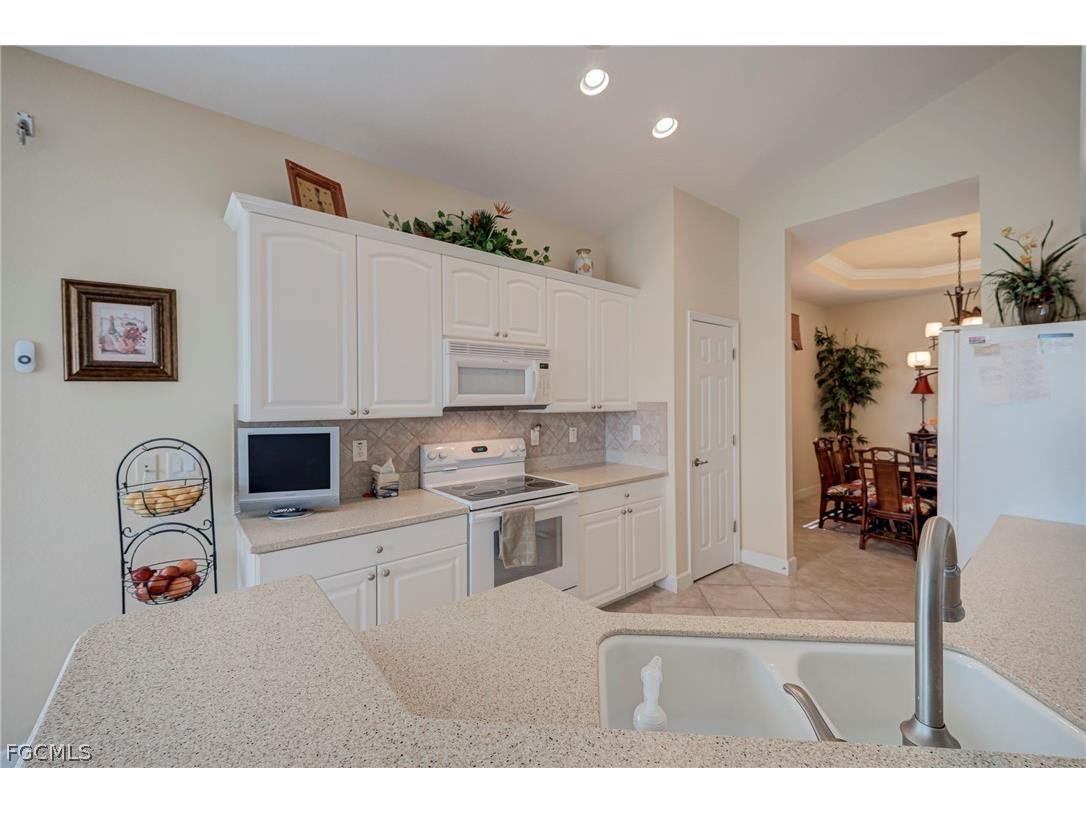 16237 Coco Hammock Way #202 Fort Myers FL 33908 2026010755 image12