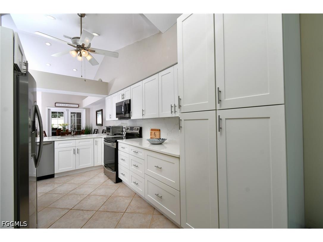 16238 Kelly Woods Drive Fort Myers FL 33908 2026017978 image8